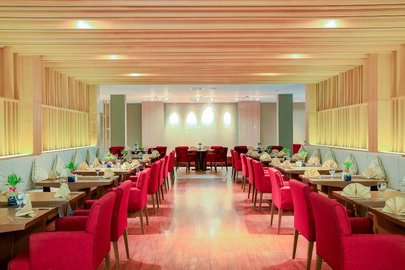 Phuket Graceland Resort & Spa - Restoran