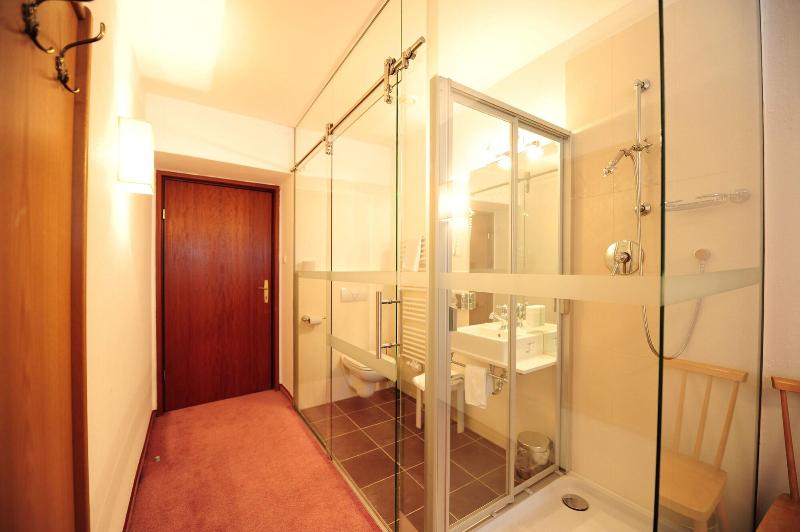 Hotel Krone - Oda