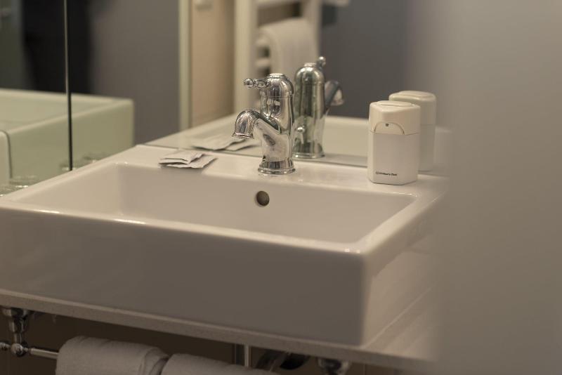 Hotel Krone - Oda