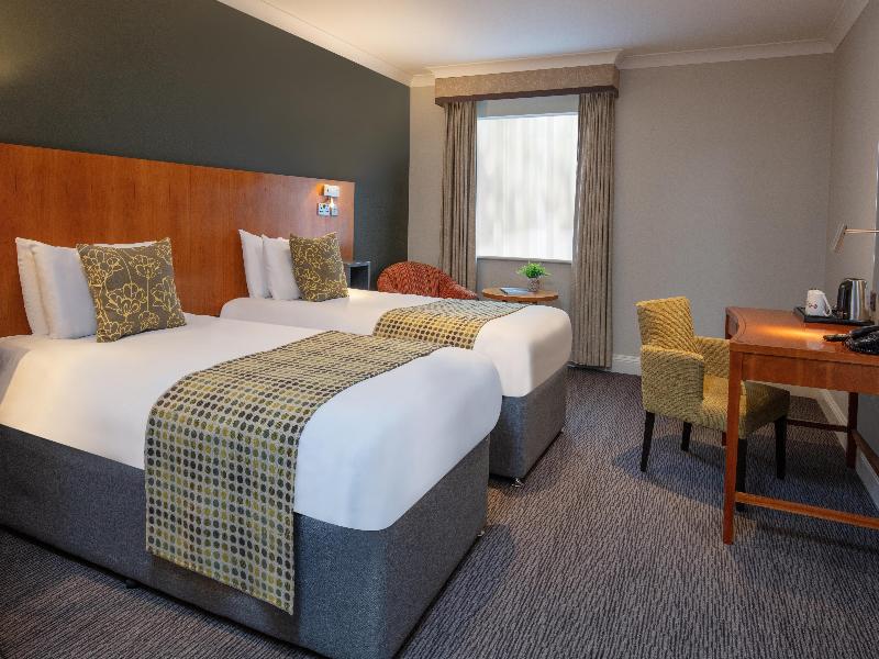 Best Western Plus Angel Hotel - Oda