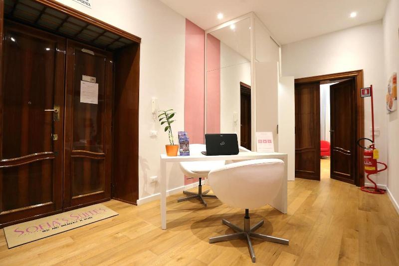 Sofia's Suites Guesthouse - Lobi