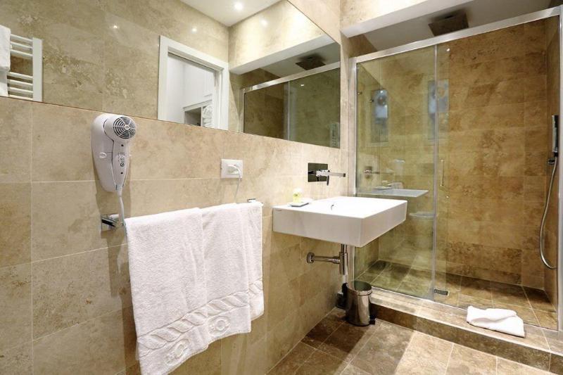 Sofia's Suites Guesthouse - Oda