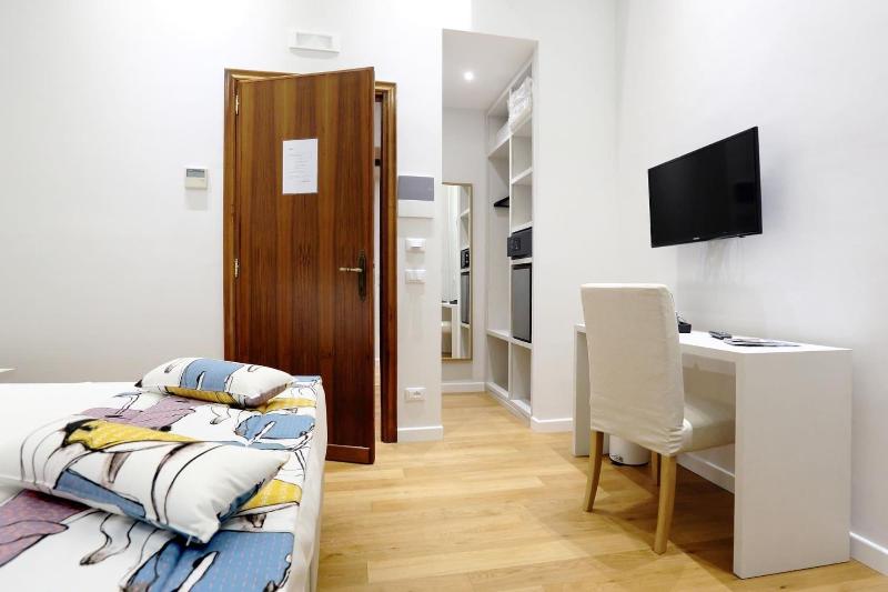 Sofia's Suites Guesthouse - Oda