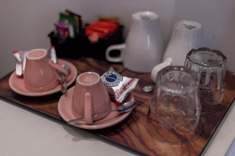 Sofia's Suites Guesthouse - Oda