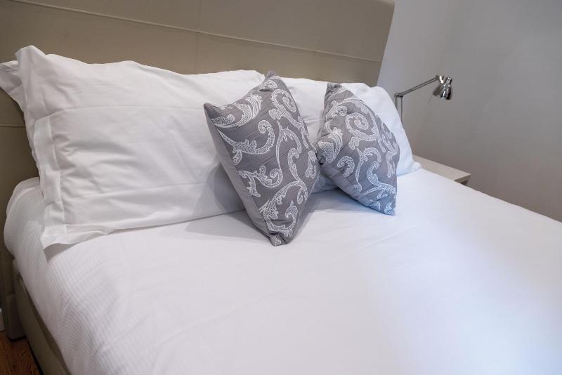 Sofia's Suites Guesthouse - Oda