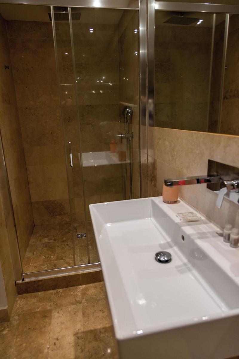 Sofia's Suites Guesthouse - Oda