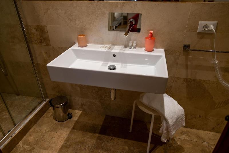 Sofia's Suites Guesthouse - Oda