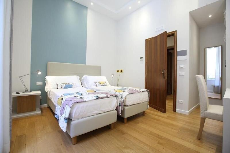 Sofia's Suites Guesthouse - Oda