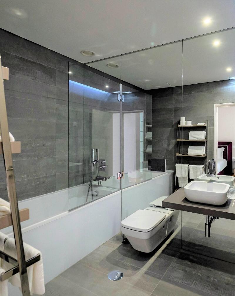 Fh Hotel - Oda