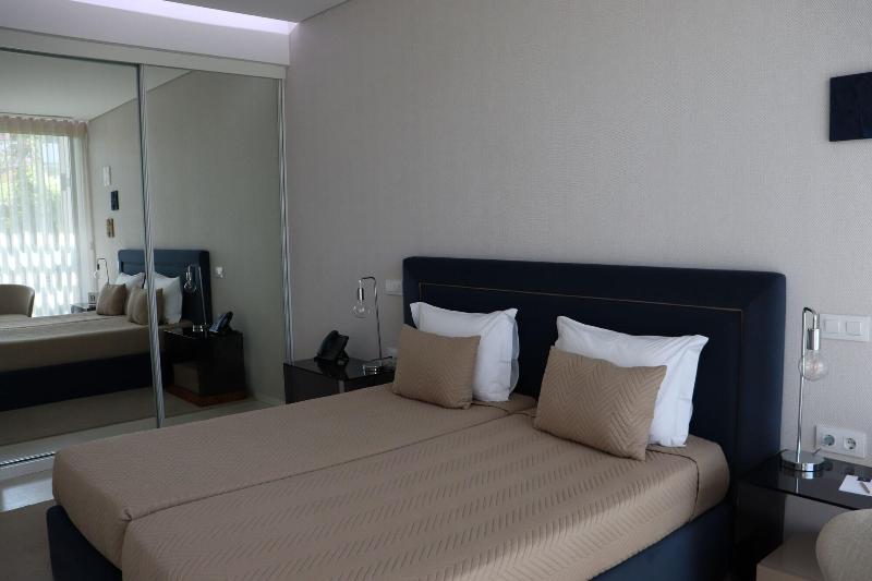 Fh Hotel - Oda
