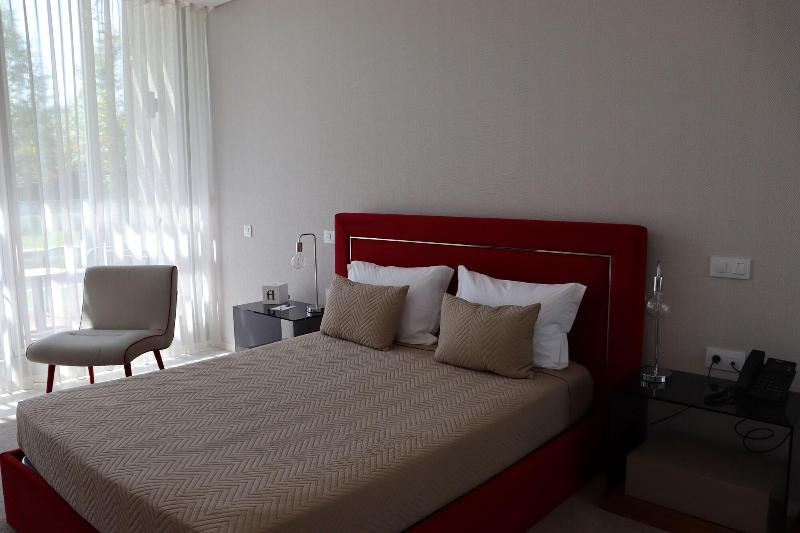 Fh Hotel - Oda