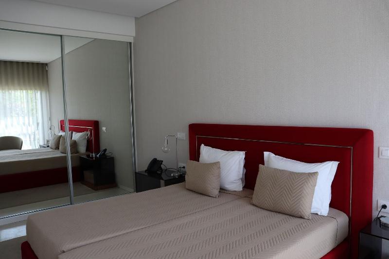 Fh Hotel - Oda