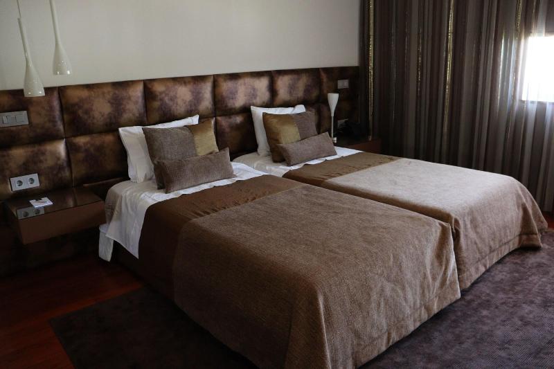 Fh Hotel - Oda