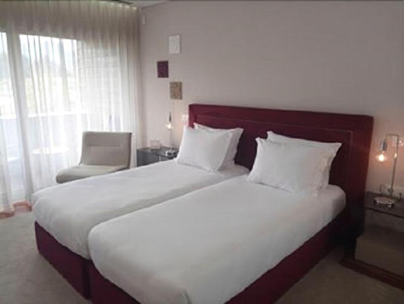 Fh Hotel - Oda