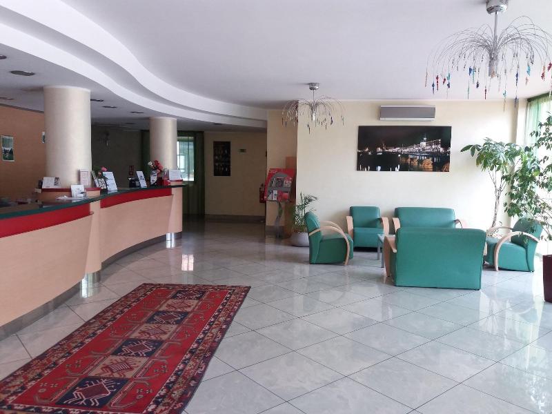 Hotel Panorama - Lobi