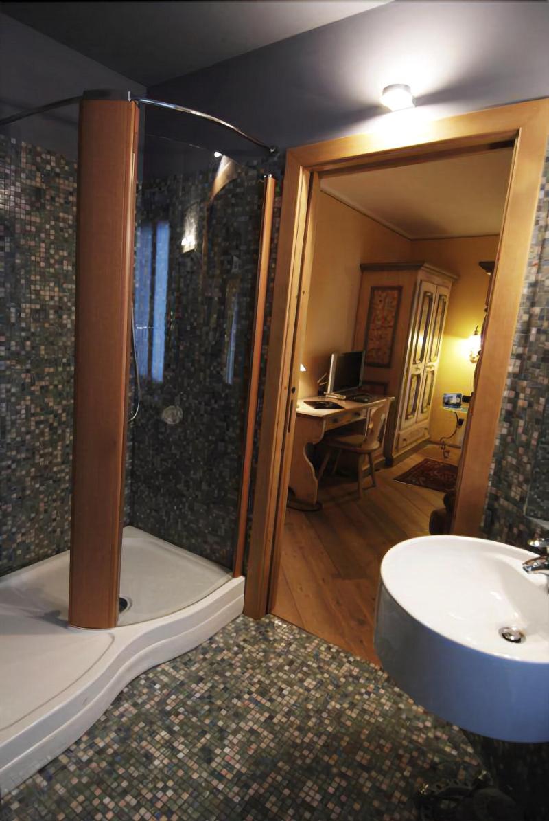 Hotel Bes & Spa - Oda