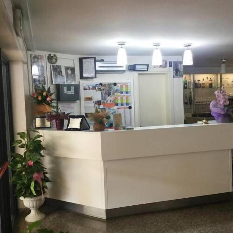 Hotel Diamante - Lobi