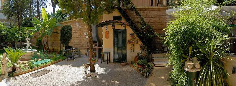 Tiburtina Garden - Genel