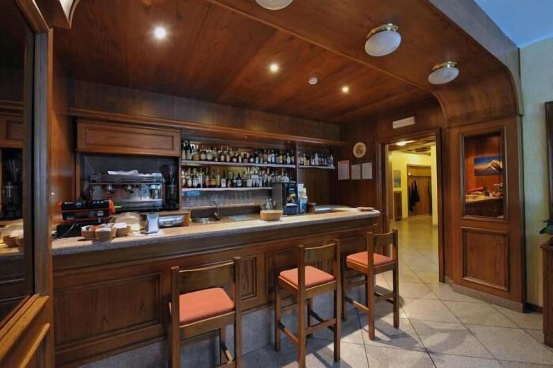 Hotel Beau Sejour - Bar