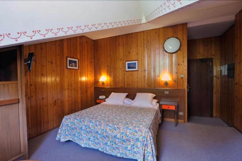 Hotel Beau Sejour - Oda