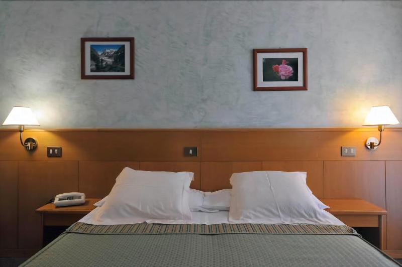 Hotel Beau Sejour - Oda