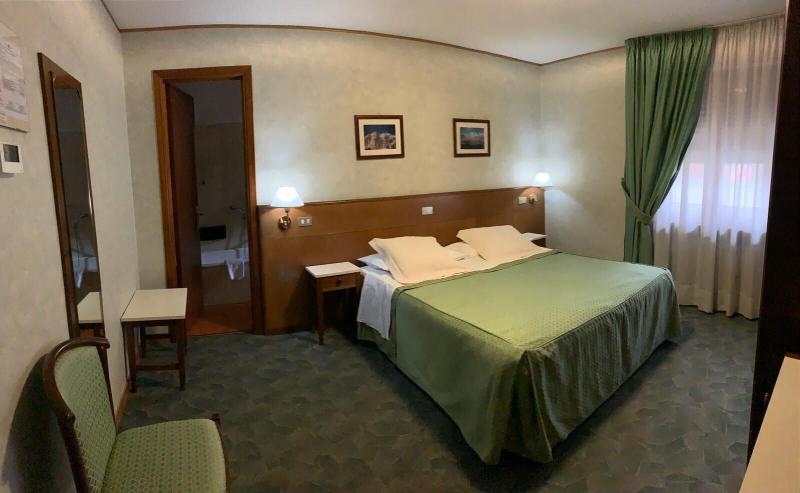 Hotel Beau Sejour - Oda