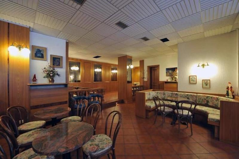 Hotel Beau Sejour - Restoran
