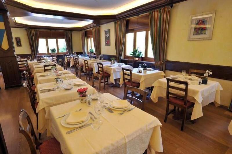 Hotel Beau Sejour - Restoran
