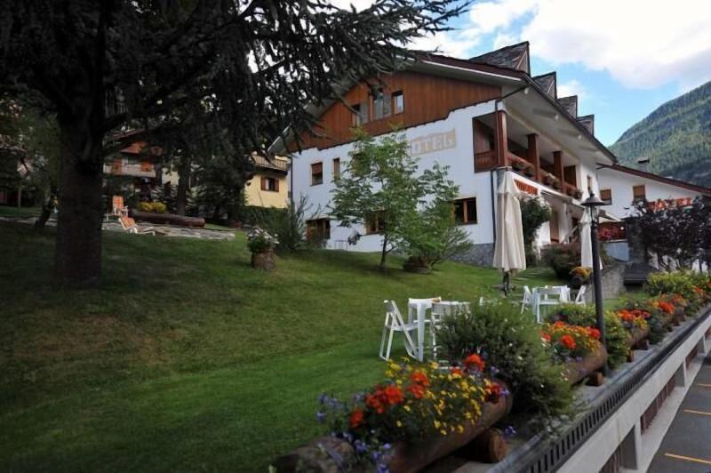 Hotel Beau Sejour - Teras