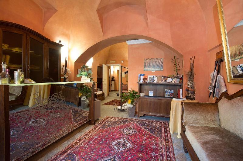 Palazzo Di Mezzo - Lobi