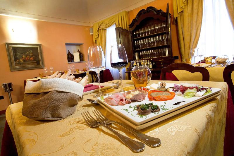 Palazzo Di Mezzo - Restoran