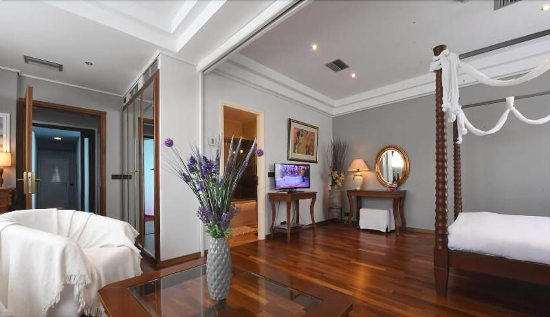Ephira Hotel - Genel