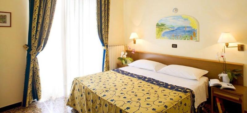 Hotel Mediterraneo - Oda