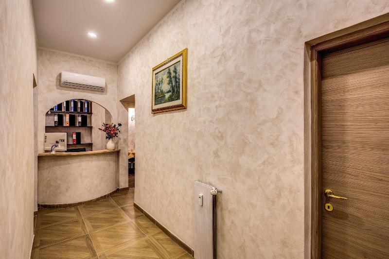 Amici Guesthouse - Lobi