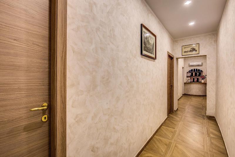 Amici Guesthouse - Lobi