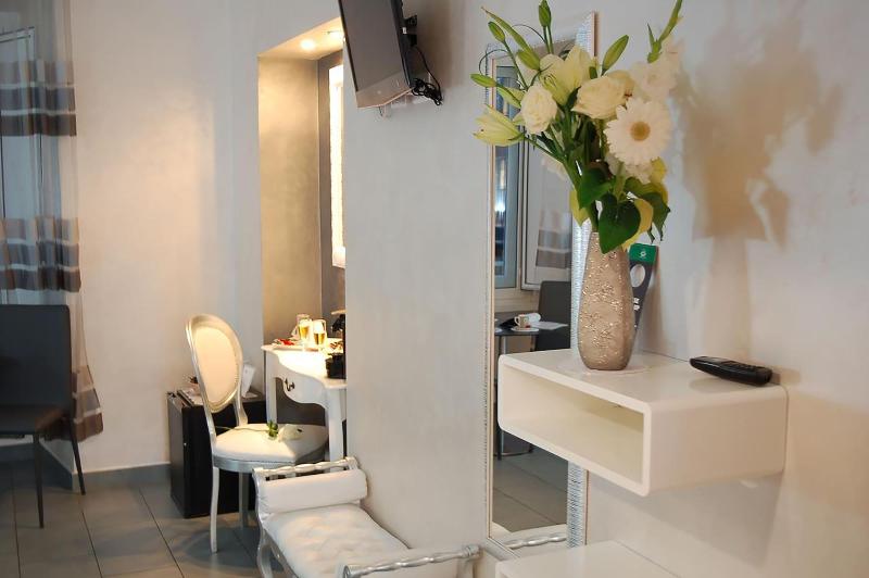 Relais Cavour Inn - Oda