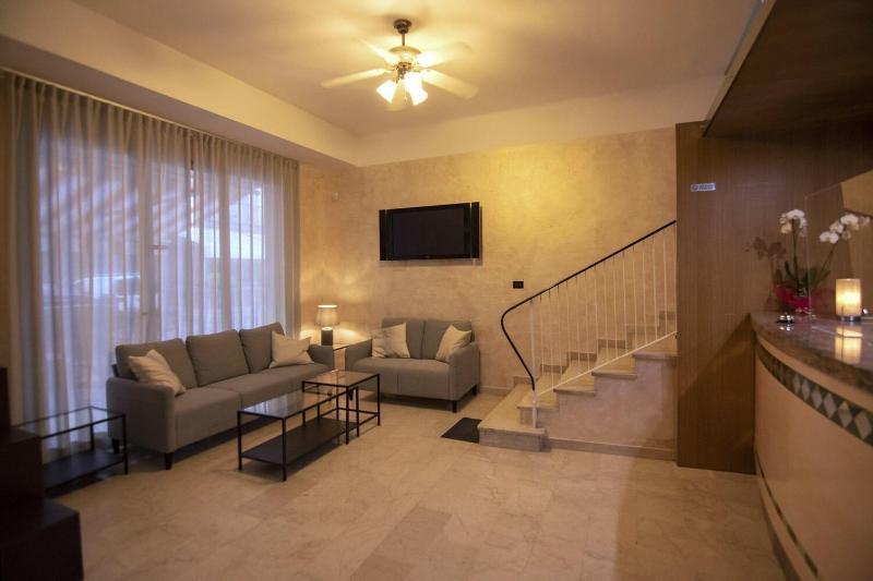 Hotel Enna - Lobi