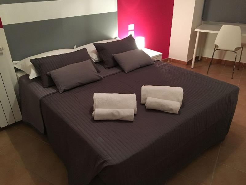 Dormi A Roma - Oda