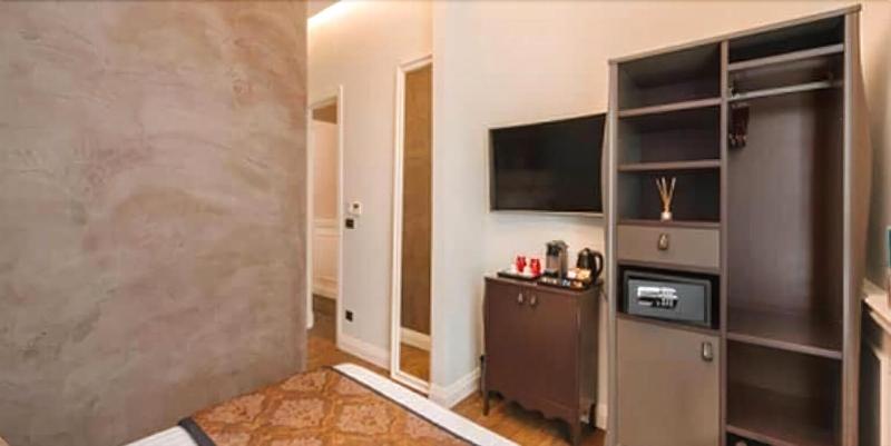 Rhea Silvia Luxury Rooms Spagna - Oda