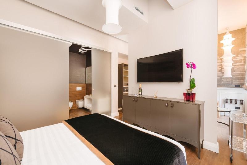 Rhea Silvia Luxury Rooms Spagna - Oda