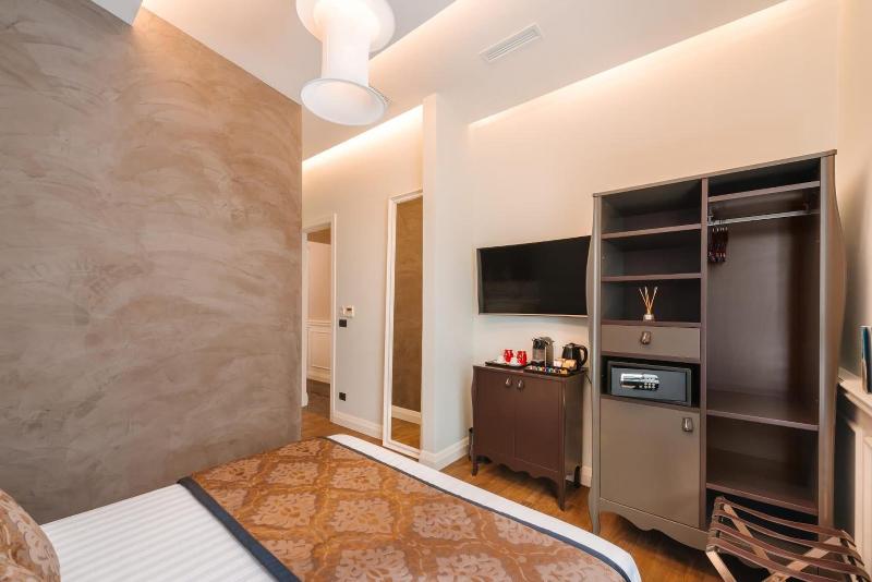 Rhea Silvia Luxury Rooms Spagna - Oda