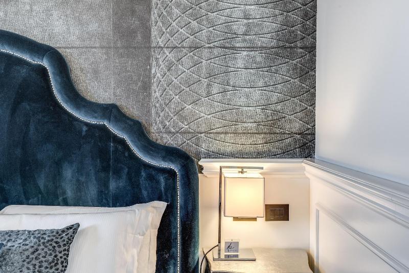 Rhea Silvia Luxury Rooms Spagna - Oda