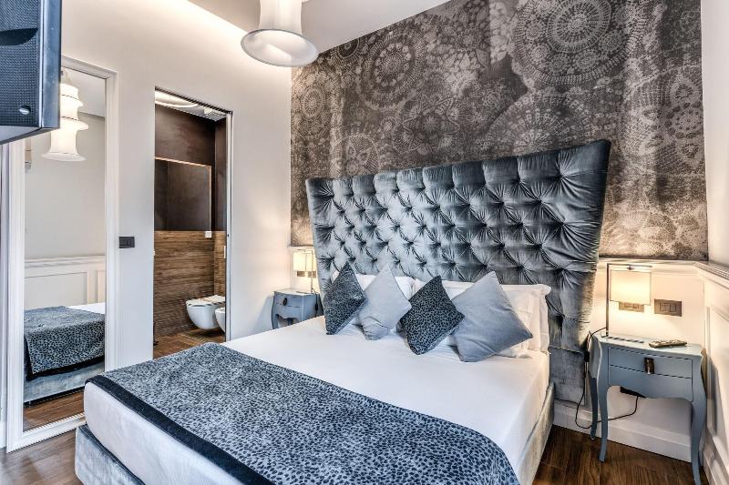 Rhea Silvia Luxury Rooms Spagna - Oda