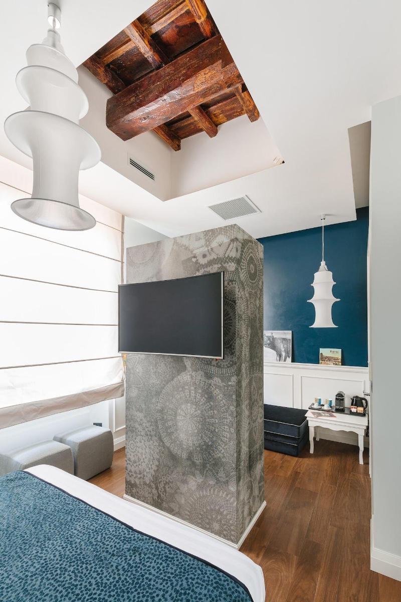 Rhea Silvia Luxury Rooms Spagna - Oda