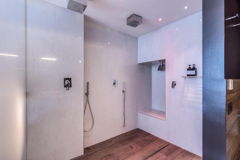 Rhea Silvia Luxury Rooms Spagna - Oda