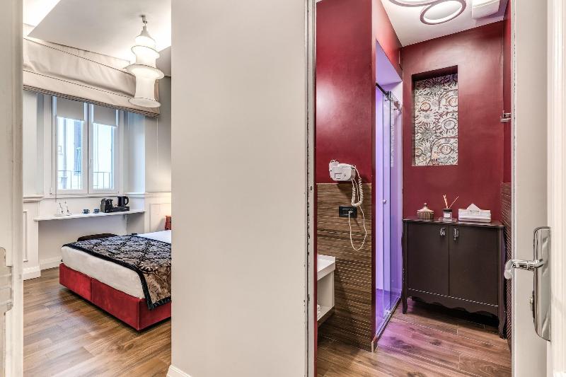 Rhea Silvia Luxury Rooms Spagna - Oda
