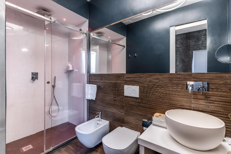 Rhea Silvia Luxury Rooms Spagna - Oda