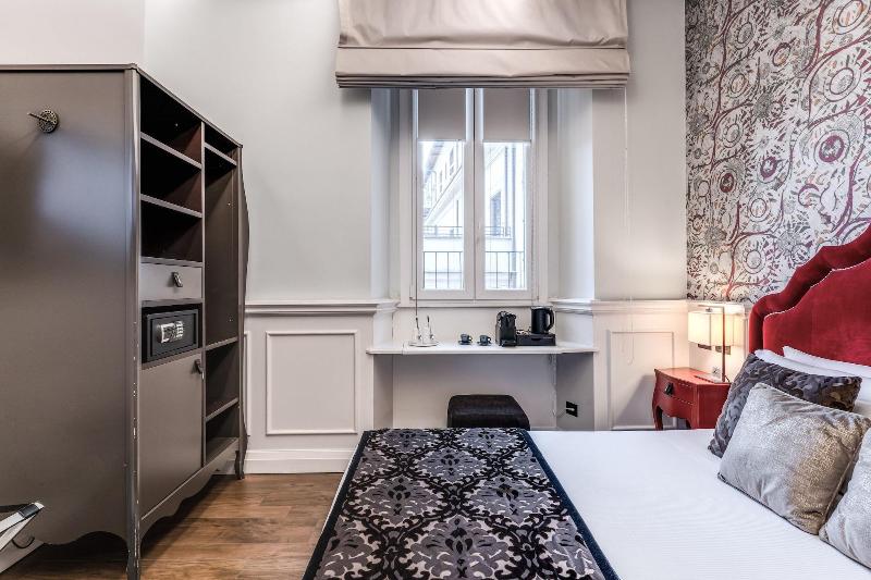 Rhea Silvia Luxury Rooms Spagna - Oda