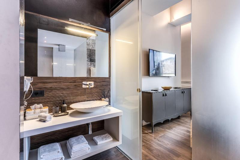 Rhea Silvia Luxury Rooms Spagna - Oda