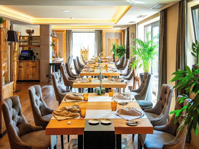 Hotel Montchalet - Restoran